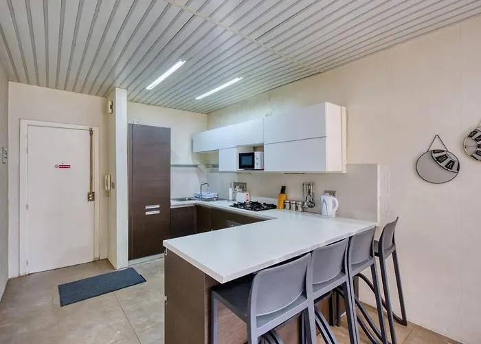 St Pauls Bay Close To Seafront St. Paul's Bay