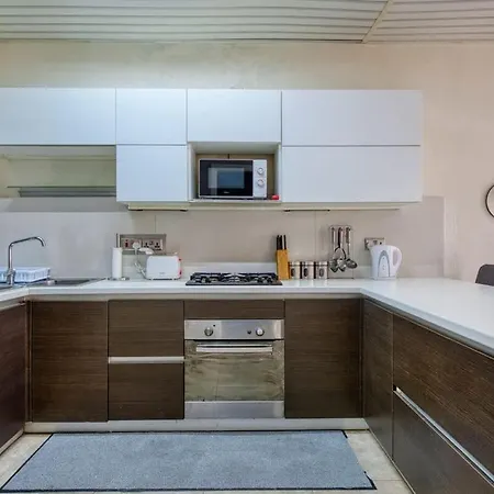 St Pauls Bay Close To Seafront St. Paul's Bay