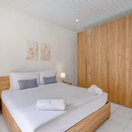 St Pauls Bay Close To Seafront * San Pawl il-Baħar