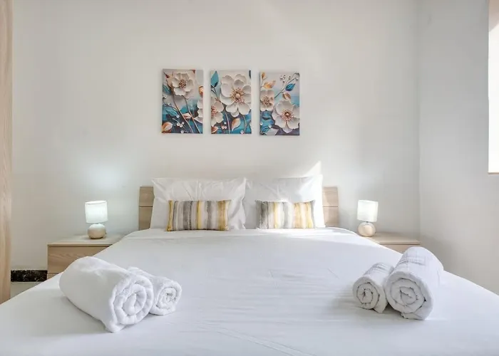 St Pauls Bay Close To Seafront * San Pawl il-Baħar