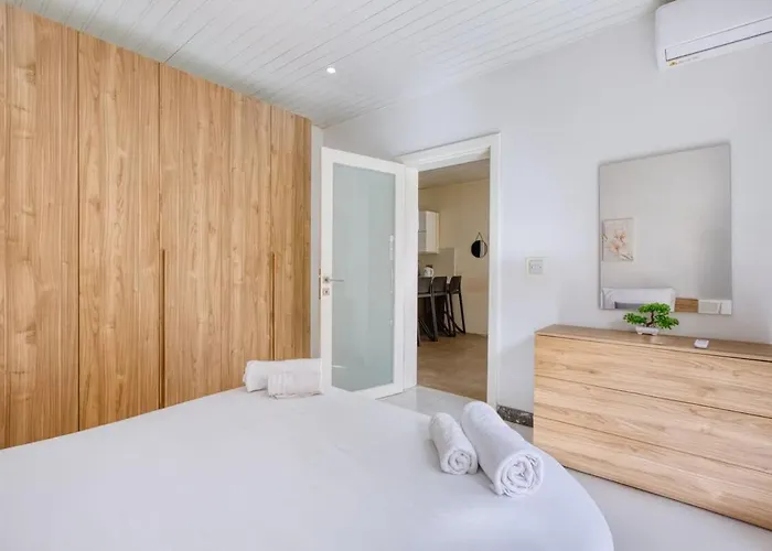 St Pauls Bay Close To Seafront *